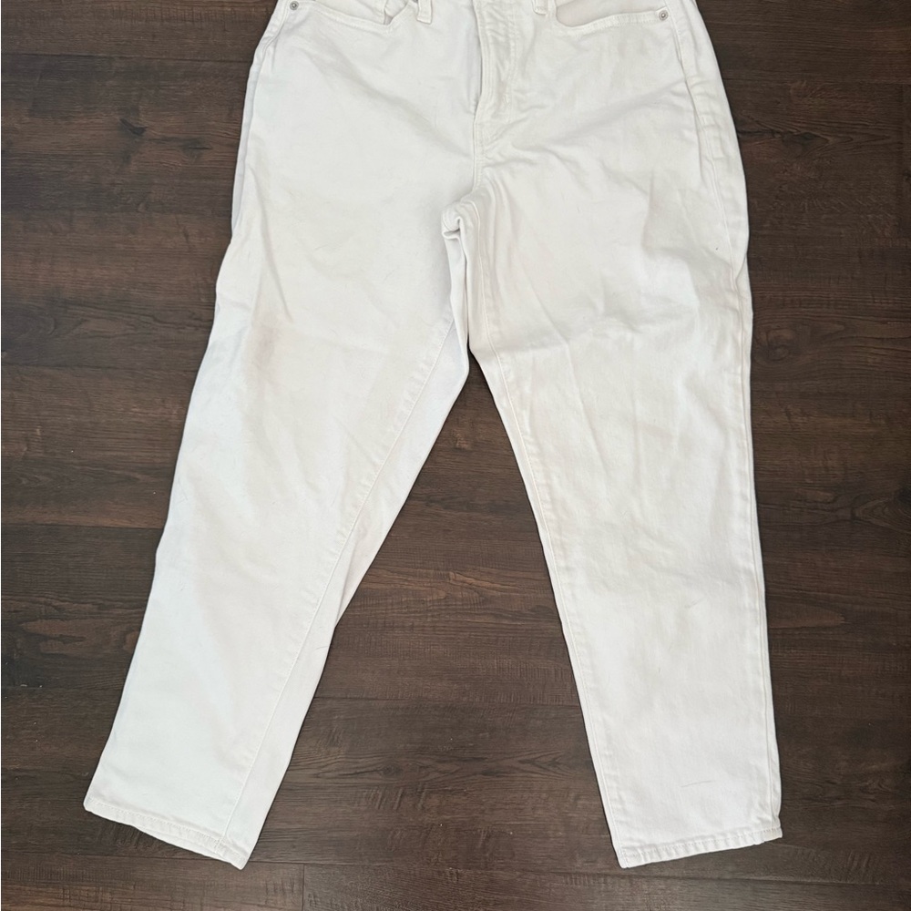 Old Navy Women's Straight Leg Jeans - White